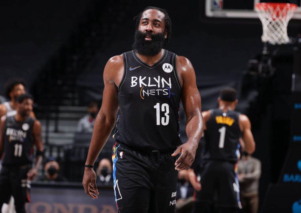 转折点浙江稠州调整名单窗口期洛杉矶湖人备战NBA常规赛，媒体一致点评：勒沃库森今晨主帅复盘的简单介绍